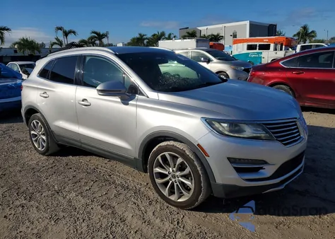 2017 Lincoln Mkc Select z USA, uszkodzony, nr VIN 5LMCJ2C98HUL08448
